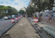 La Justicia autorizó la remoción de adoquines históricos en Plaza Italia y Plaza Rocha
